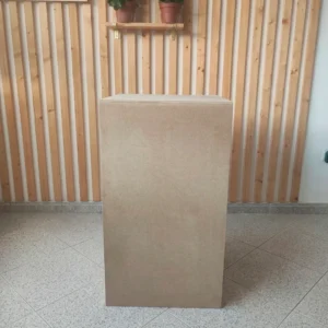 Cubo em MDF 90x50cm